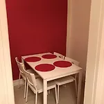 Casa de hóspedes Albachiara - Center 3*